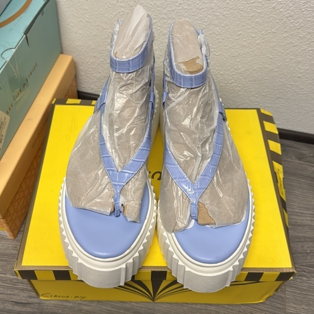 CIRCUS NY Women's Elana Platform Sandals - Picture 5 of 6